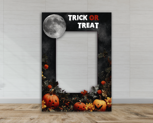 Happy Halloween Selfie Frame - Trick Or Treat Pumpkins.